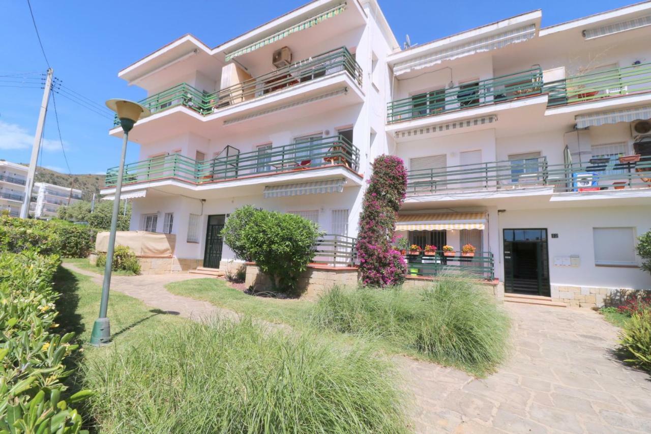 Lisboa 14 Apartman Roses Kültér fotó